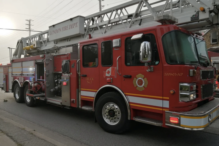 Police investigate suspicious fire in ‘century building’ in central London, Ont.