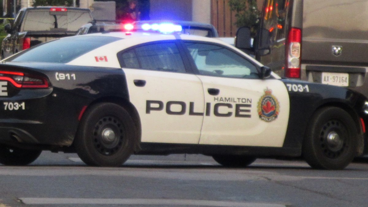 Police investigating two weekend shootings on Hamilton Mountain - image