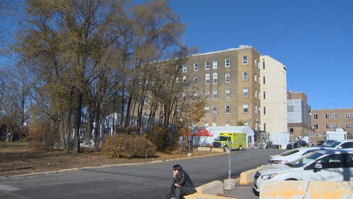 The Lachine Hospital will resume receiving ambulances during daytime hours as of Feb. 28, 2022.
