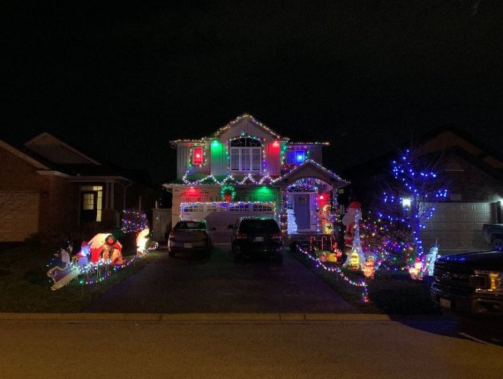 The best 2020 Christmas light displays in the London, Ont., region A