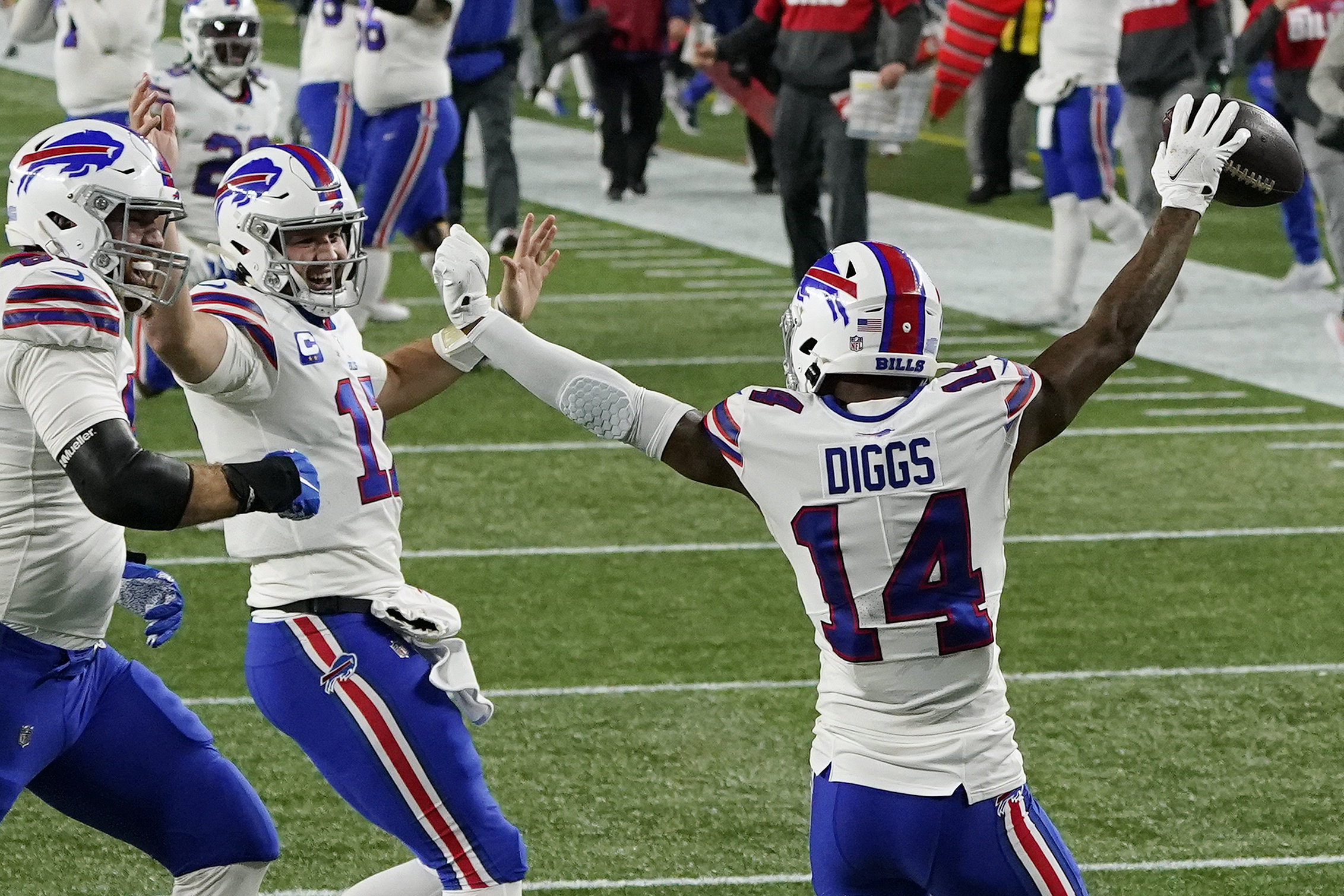 Rick Zamperin's Week 17 NFL Picks: Bills lock up No. 2 seed, Cowboys take  NFC East - Hamilton