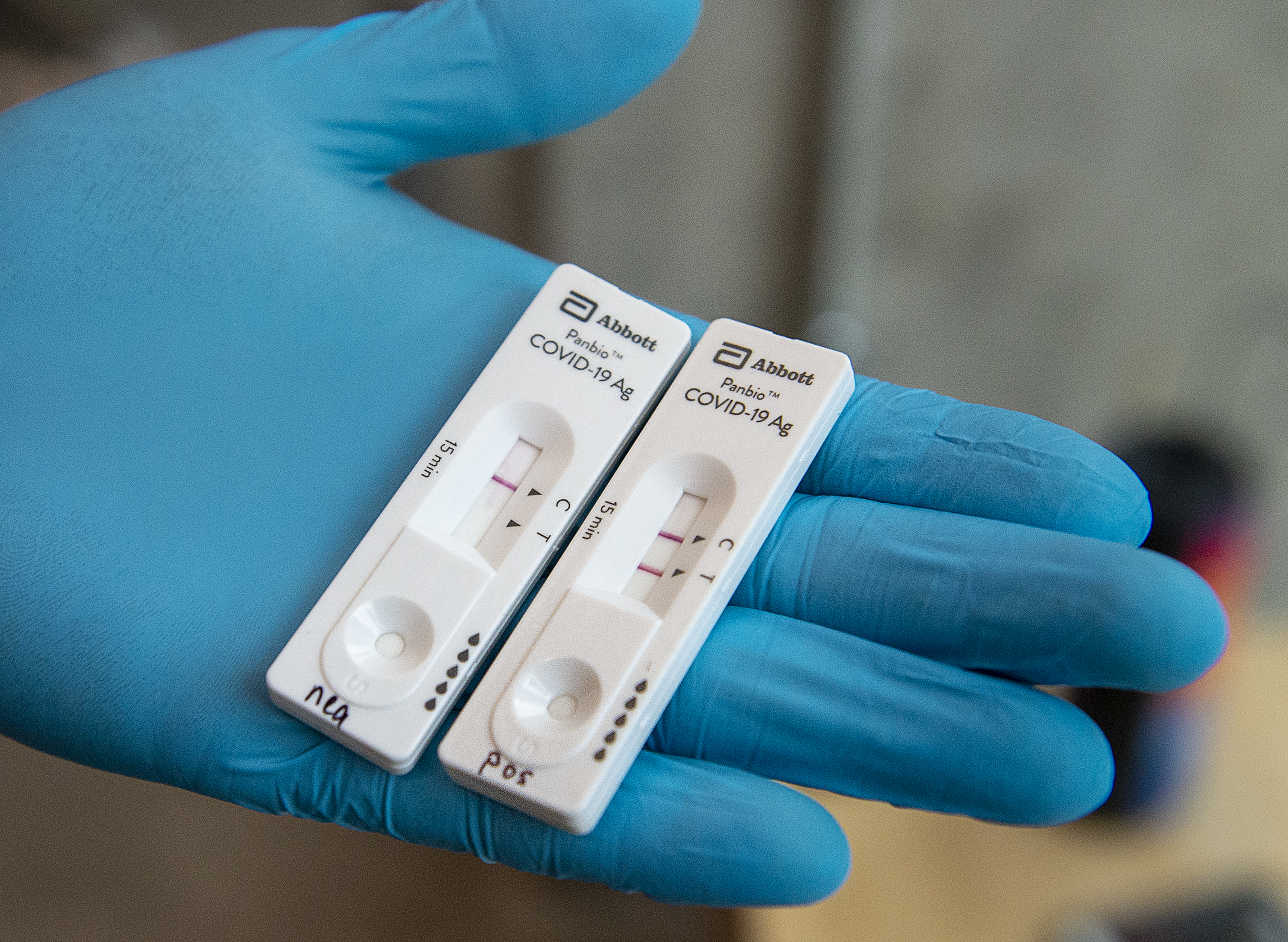 Panbio COVID-19 Antigen Self Test  Diagnostic rapide en POC – Abbott