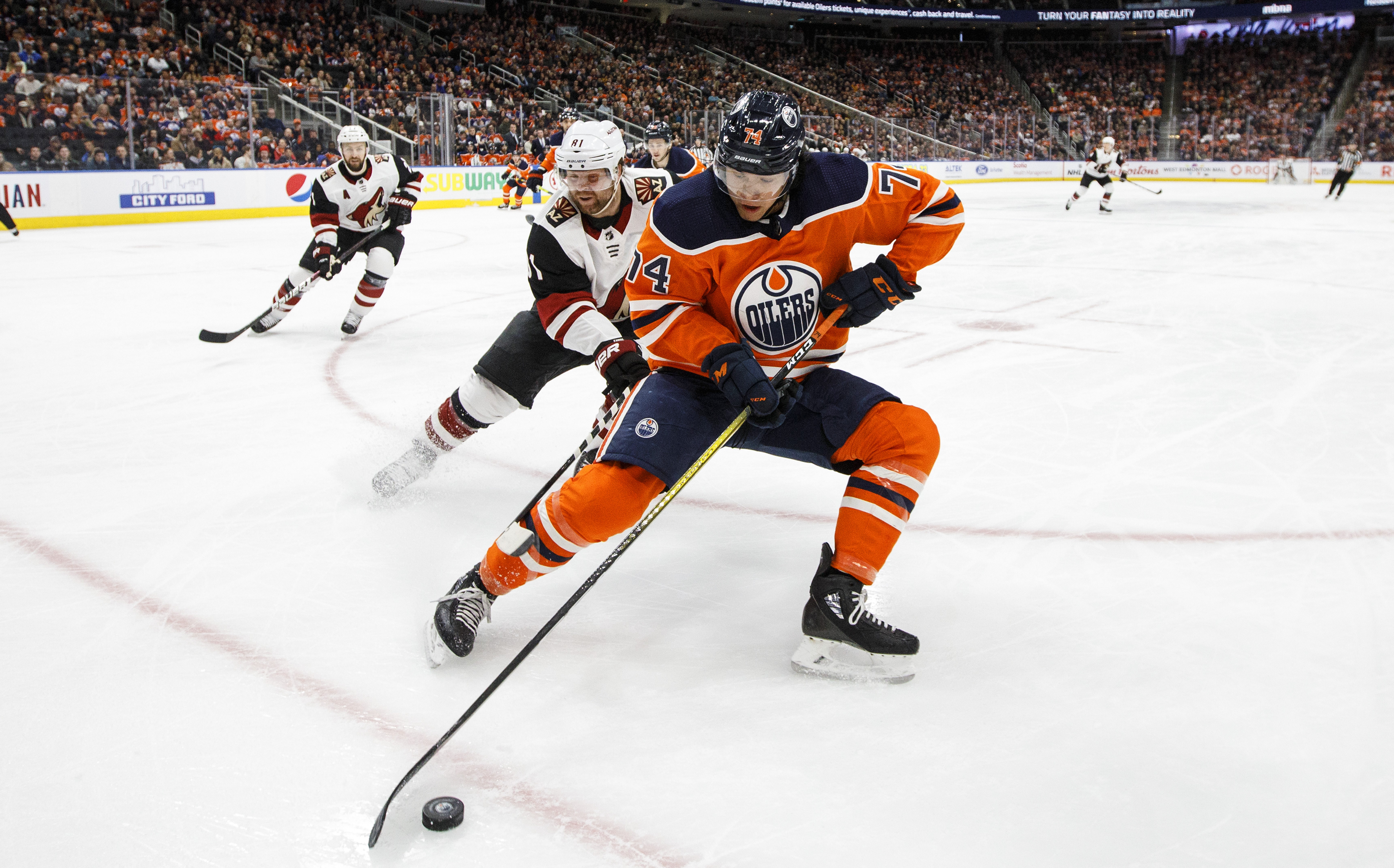 Oilers' Ethan Bear subjected to racist comments on social media