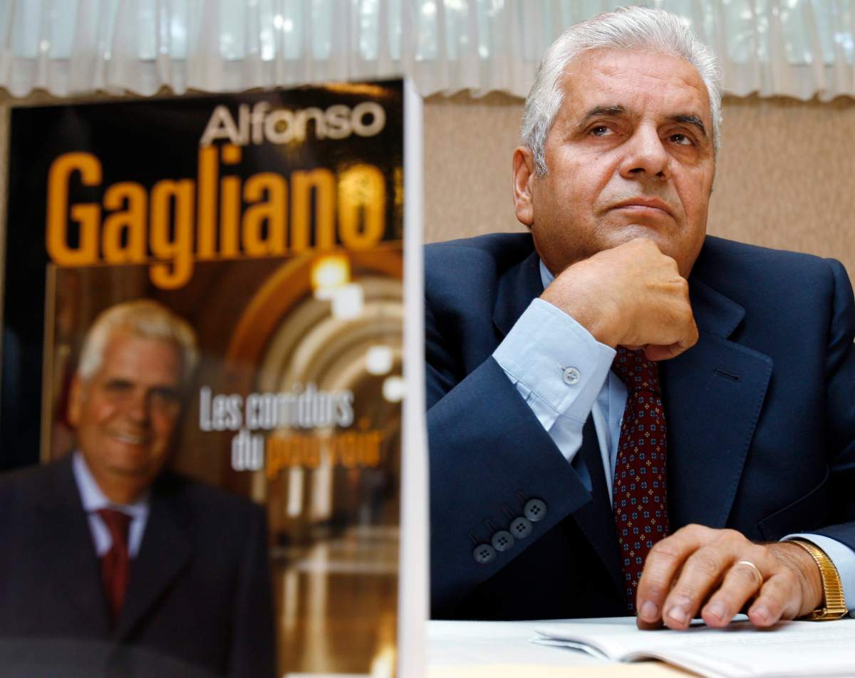 Former federal public works minister Alfonso Gagliano speaks to reporters at his book launch in Montreal Monday, Sept. 25, 2006.  