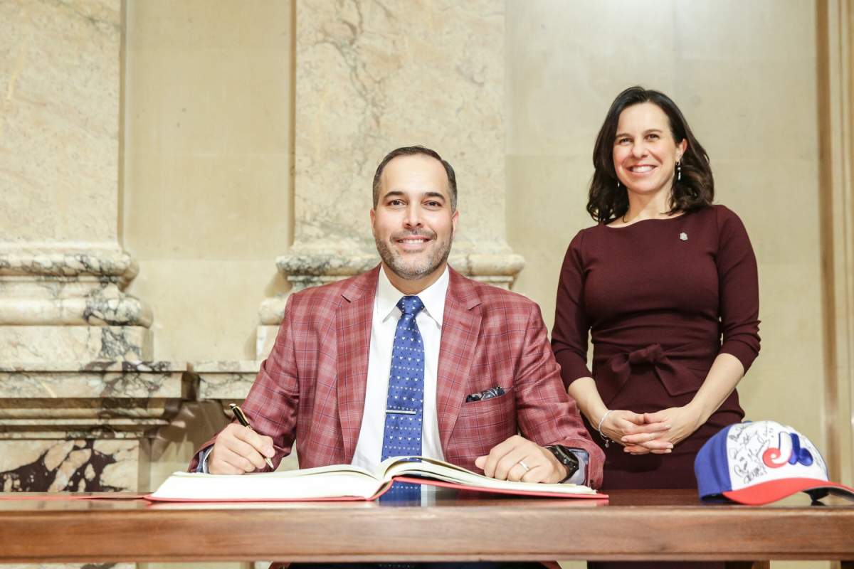 Canadian baseball player Derek Aucoin with Montreal Mayor Valerie Plante.
