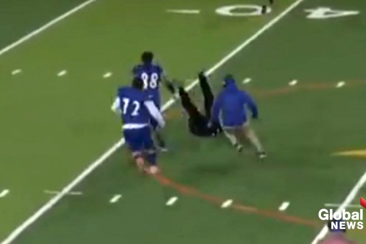 Texas high school football player bowls over referee, faces assault charges