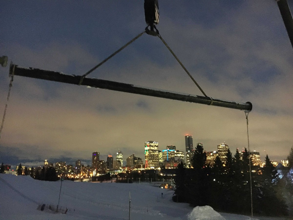 Edmonton Ski Club set to open iceclimbing facility in January