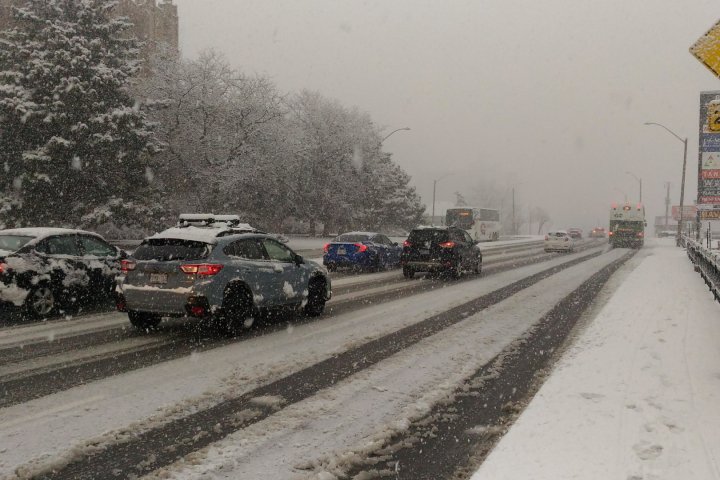 Winter storm expected to hamper travel across Hamilton, Niagara on Monday