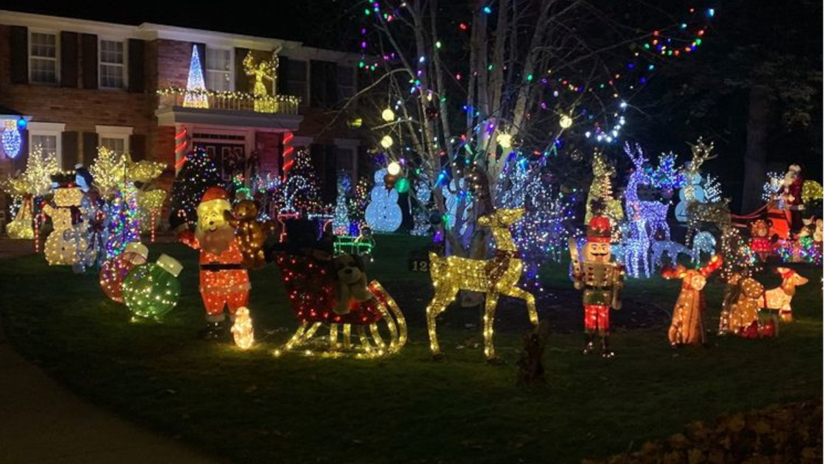 Christmas: How to find must-see decorated houses in the Hamilton area -  Hamilton