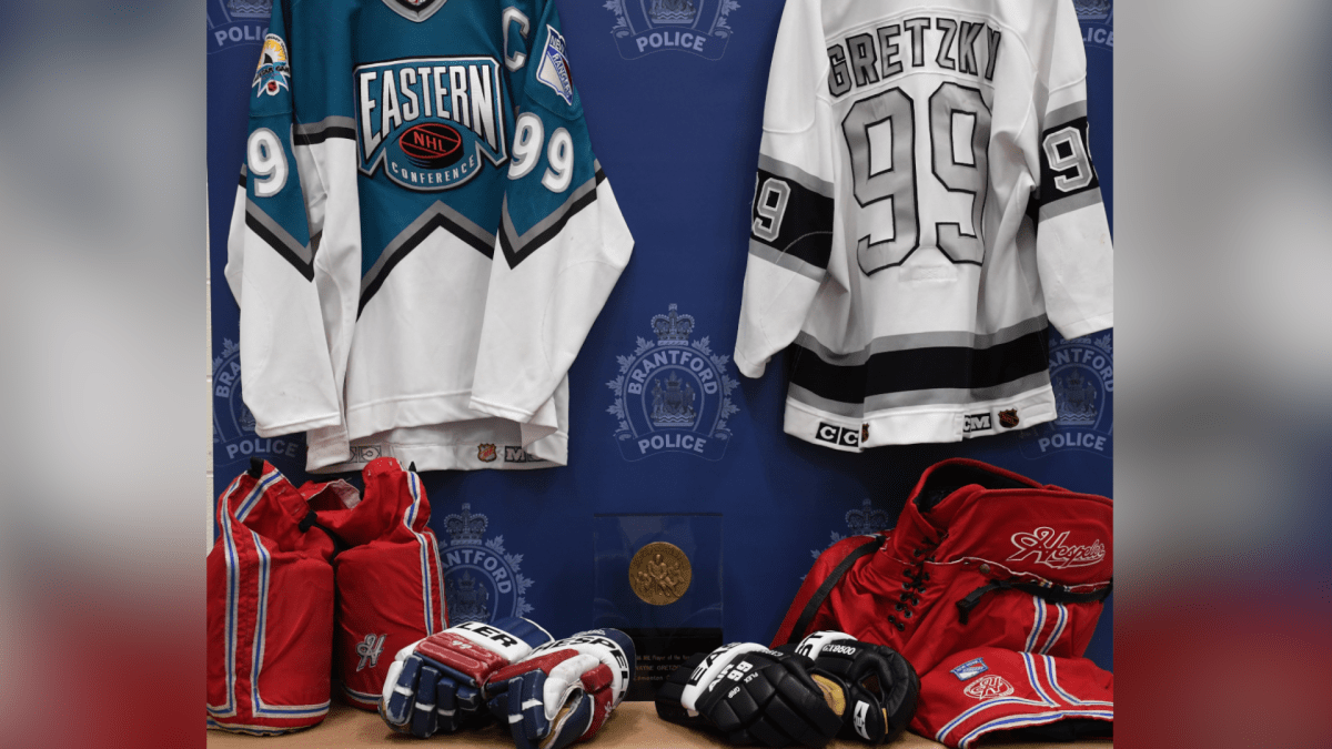 Police in Brantford, Ont. charged a pair of men in connection with the theft of Wayne Gretzky sports memorabilia.