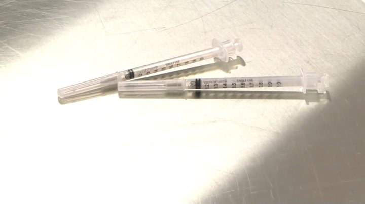 Winnipeg coronavirus vaccination clinic ready for first doses Wednesday, province says
