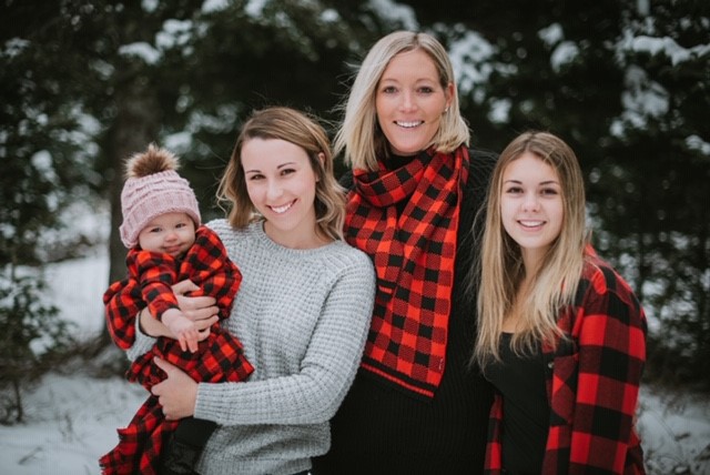 Photo of Taylor Andrews and her daughter Ellie (left), Alanna Jenkins (centre) and Amielia McLeod (right) in 2018.