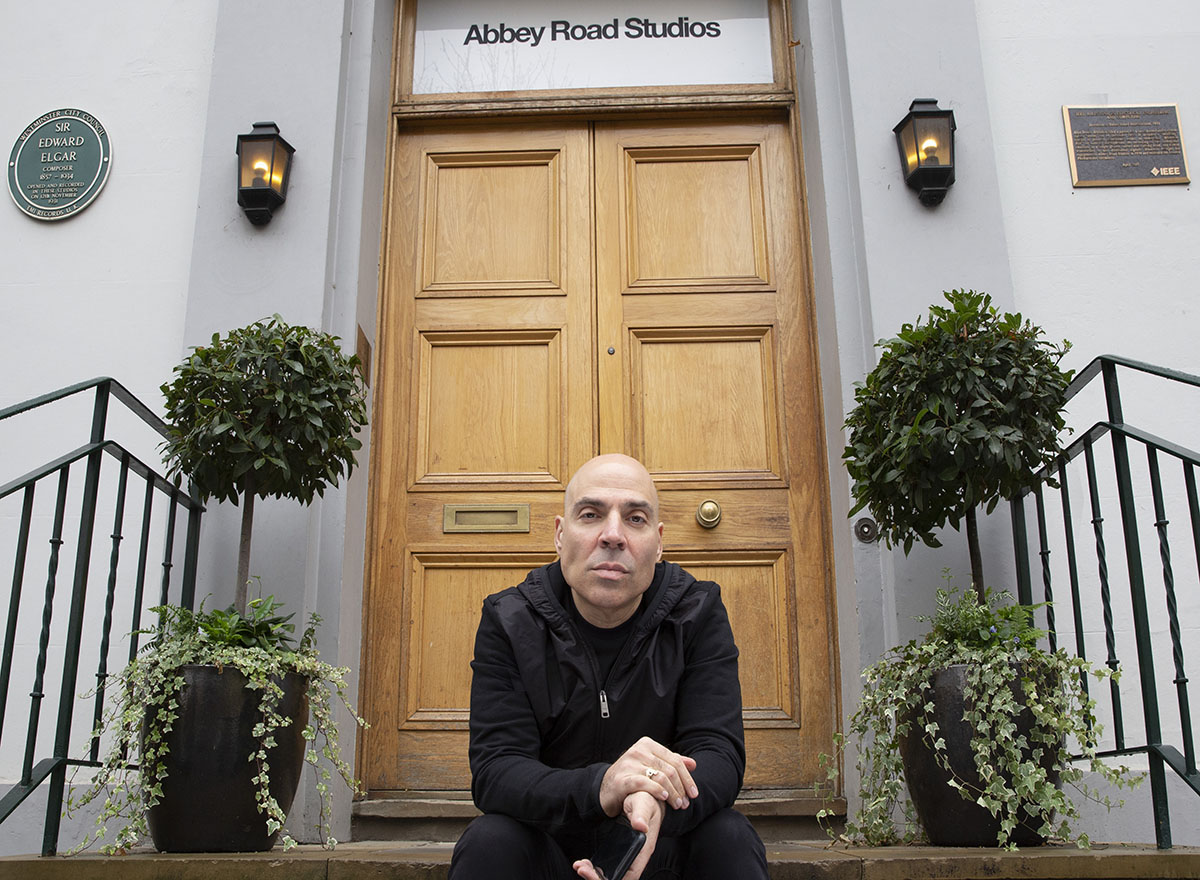 Merck Mercuriadis, Abbey Road 17-10-18 by Jill Furmanovsky