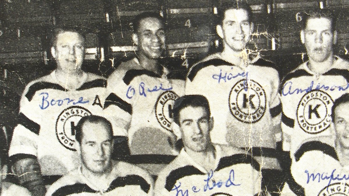 After making his NHL debut in 1958, Willie O'Ree was sent to Kingston to play for the Frontenacs in the Eastern Professional League. He scored 21 goals that season in 1959. Goaltender Wayne Nichols remembers him well.
