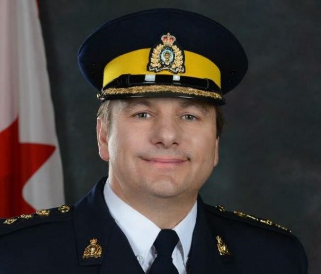 The Saint John Board of Police Commissioners has announced that police Stephan Drolet will step down in February.