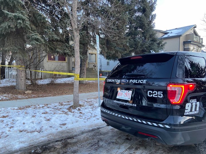 2 people found dead inside south Edmonton home, homicide unit
