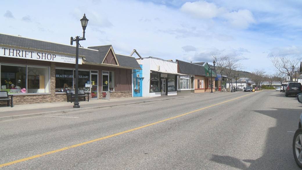 More and more British Columbians are leaving the hustle and bustle of urban areas in favour of the more peaceful lifestyle small towns have to offer.