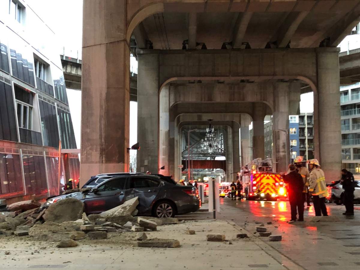 Vancouver Fire Rescue Services on scene in downtown Vancouver following reports of an explosion Jan. 5, 2021. Credit: Sergio Magro / Global News.