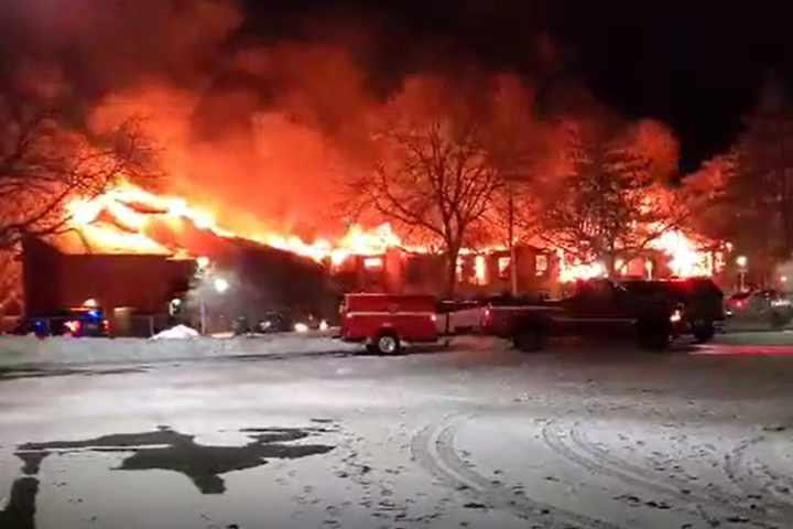 30 people displaced following massive Verona, Ont. fire