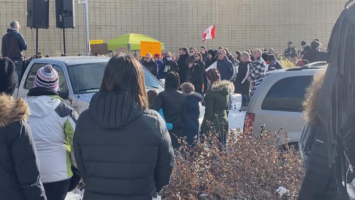 Protesters at the Edmonton Remand Centre on Saturday, Feb. 20, 2021.