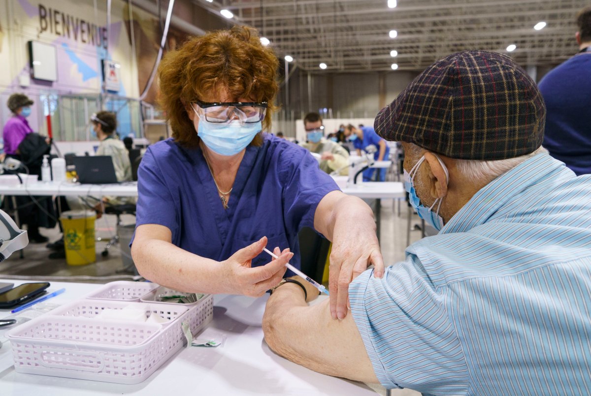 A Quebec senior is vaccinated.