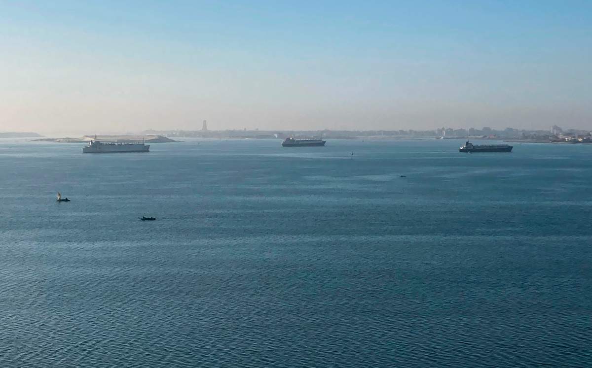 Satellite images show how one ship stuck in Suez Canal is causing so much disruption - image