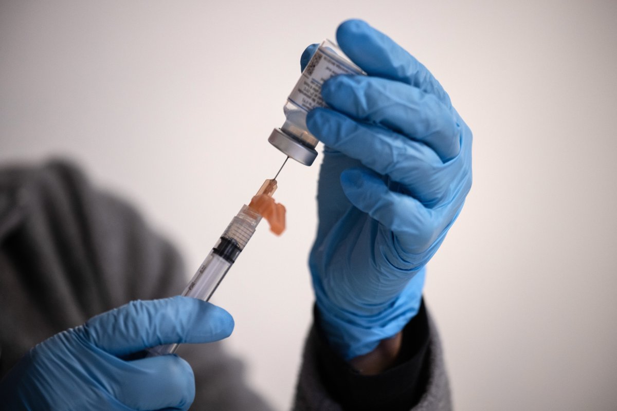 A COVID-19 vaccination site is scheduled to open on April 5, 2021 at the Calgary TELUS Convention Centre, with the capacity to vaccinate hundreds of people per day.
