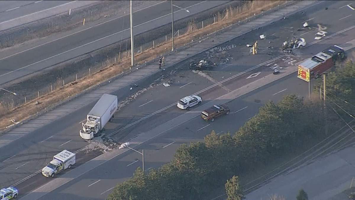 An aerial photo of the crash scene on Highway 7 in Richmond Hill.