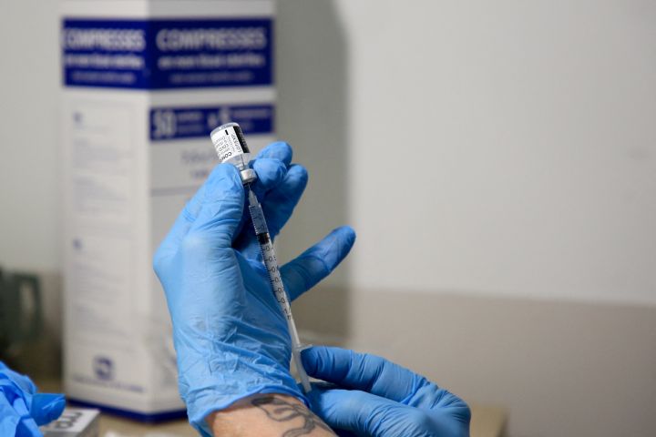 Saskatchewan and Indigenous Services Canada will work together to deliver COVID-19 vaccines to First Nations.