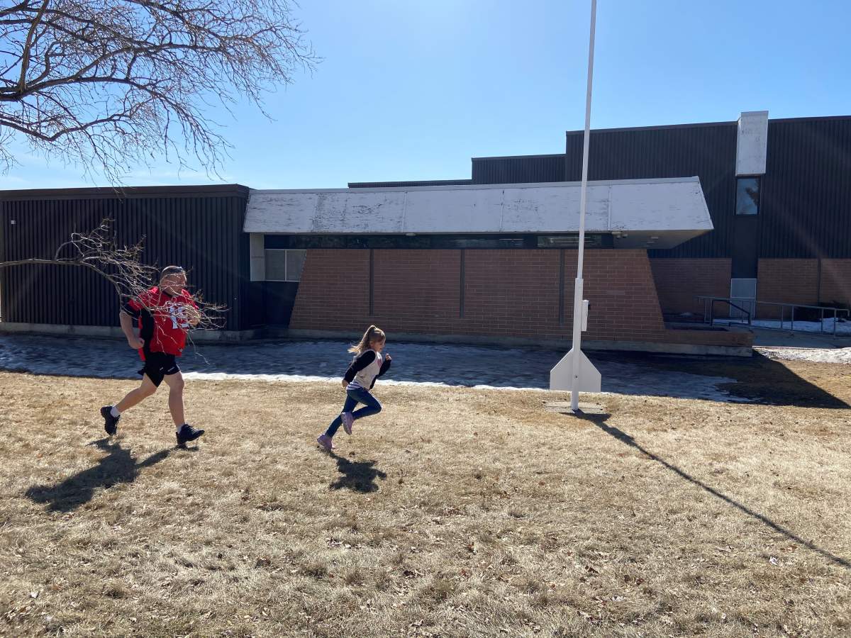 Dave Murphy racing with his 6-year-old daughter, Chloe.