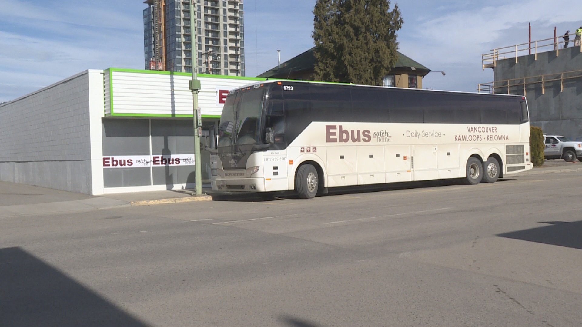 Непридружено непълнолетно лице беше премахнато от Ebus в Келоуна по