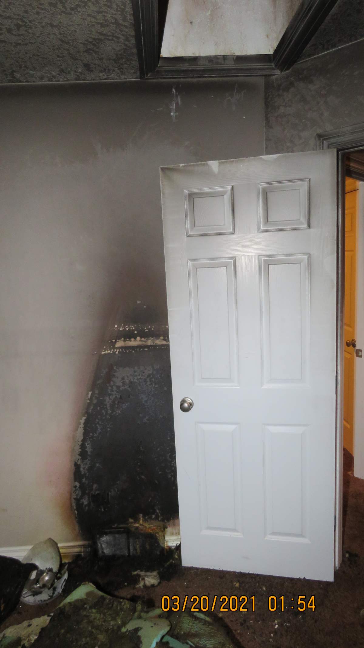 A Saskatoon homeowner managed to extinguish a fire by filling up their bathtub with water and pouring it on the flames and smoke. 