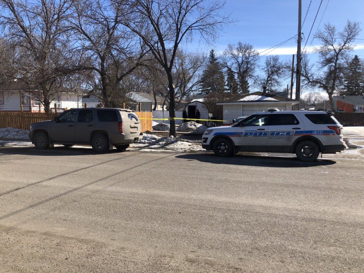 Regina Police responded to a report of an injured man on Sunday morning who was later pronounced dead at the scene. 
