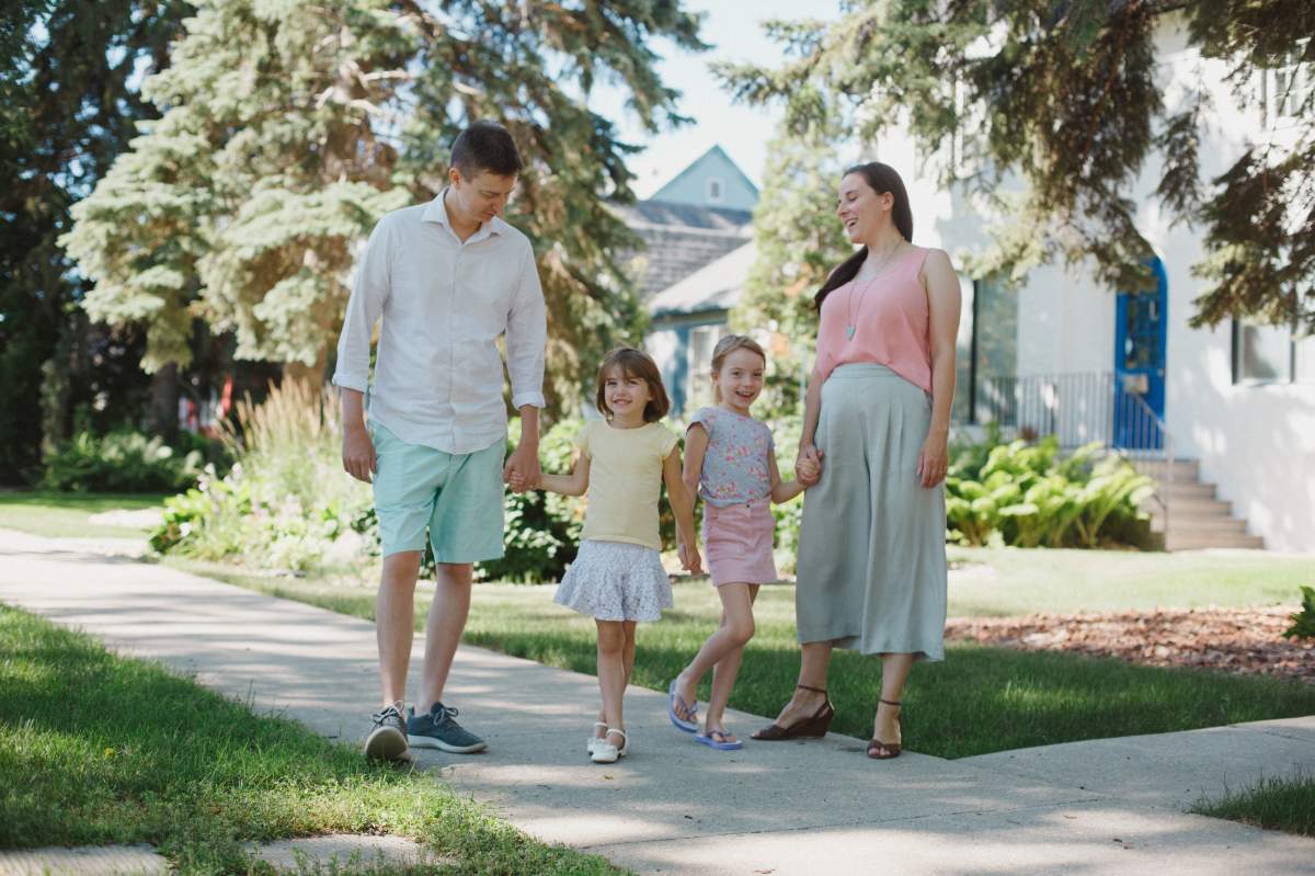 Tim Fennell is urging the Manitoba government to prioritize cancer patients for coronavirus vaccines.