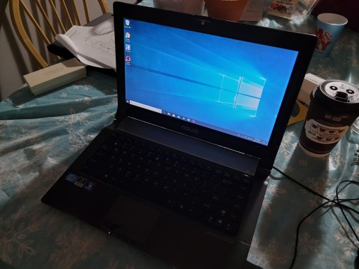 A laptop that Kari Cole managed to acquire in her trading up experiment.