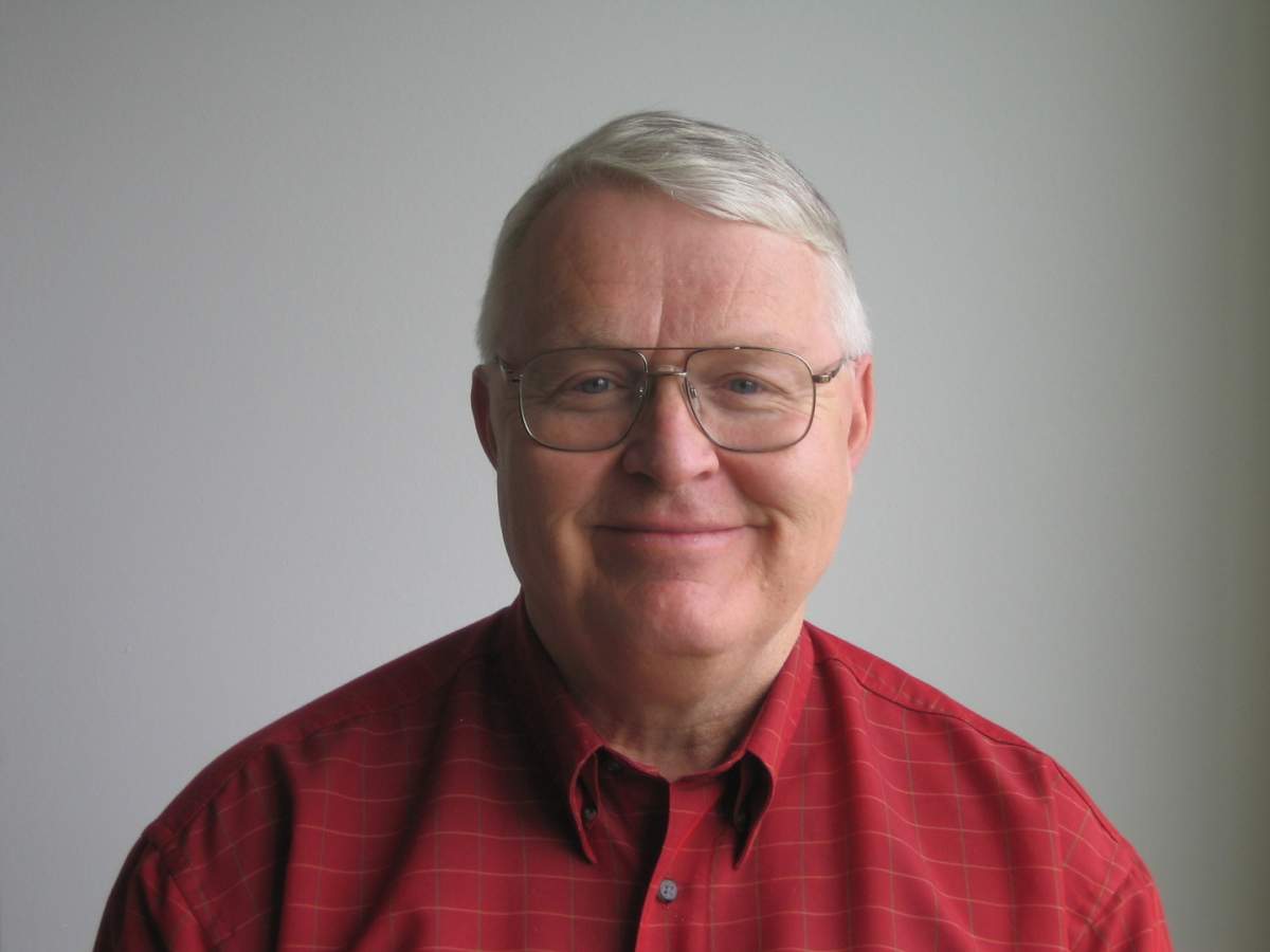 Author John MacFarlane presents “Around the World in a Dugout Canoe” - image