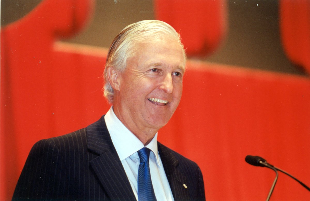 W. Galen Weston, 2001, George Weston Limited, Annual General Meeting, Toronto .