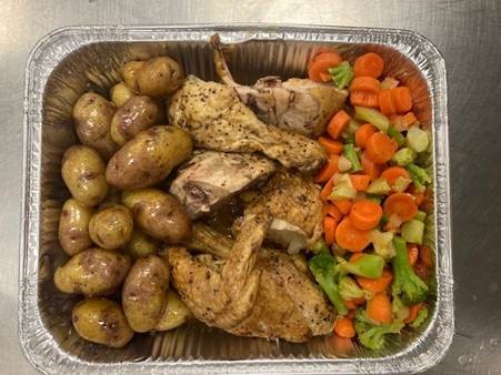 One of the many meals prepared by La Tablée des Chefs through its Solidarity Kitchens initiative.