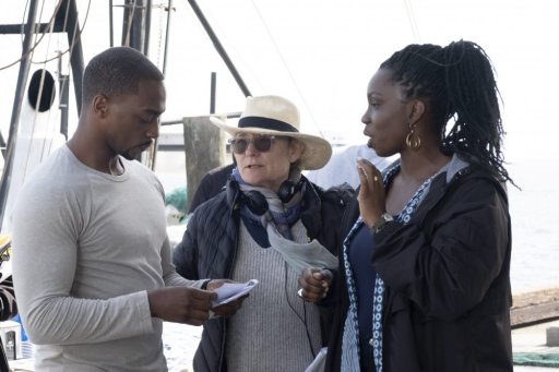 Falcon/Sam Wilson (Anthony Mackie), left, Director Kari Skogland and Sarah Wilson (Adepero Oduye) on the set of Marvel Studios’ THE FALCON AND THE WINTER SOLDIER exclusively on Disney+.