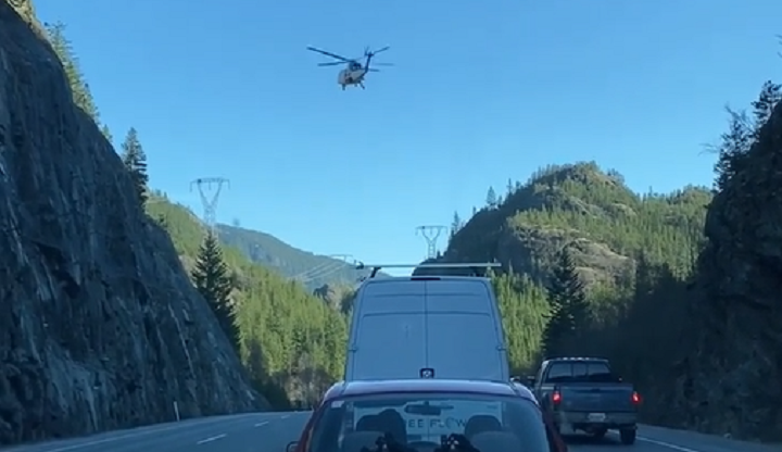 Major accident closes the Sea to Sky Highway near Stawamus Chief