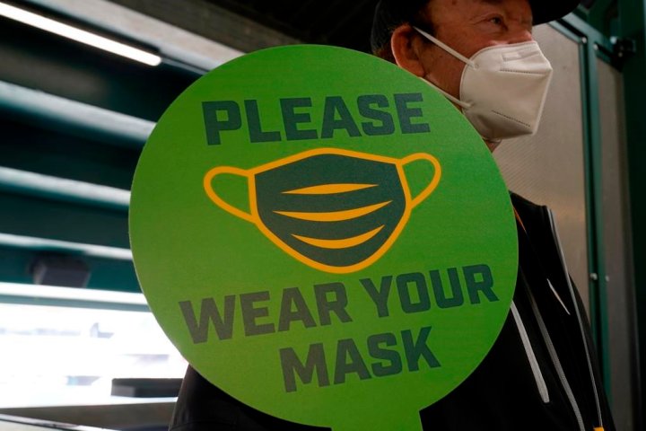 Waterloo school board recommends masks to be worn in classrooms