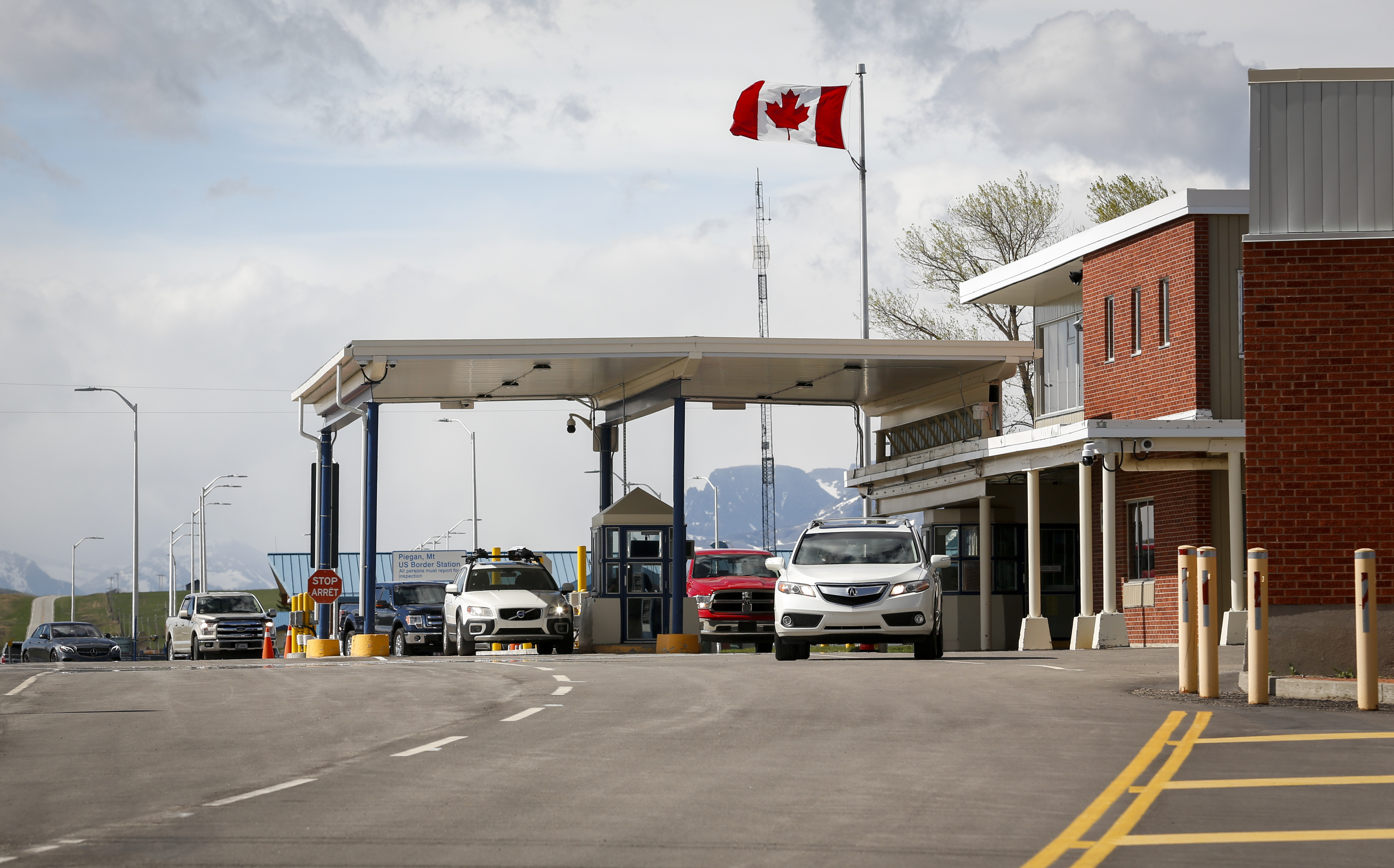 Snowbirds Gather At Alberta Border Towns In Advance Of Nov. 8 Reopening ...