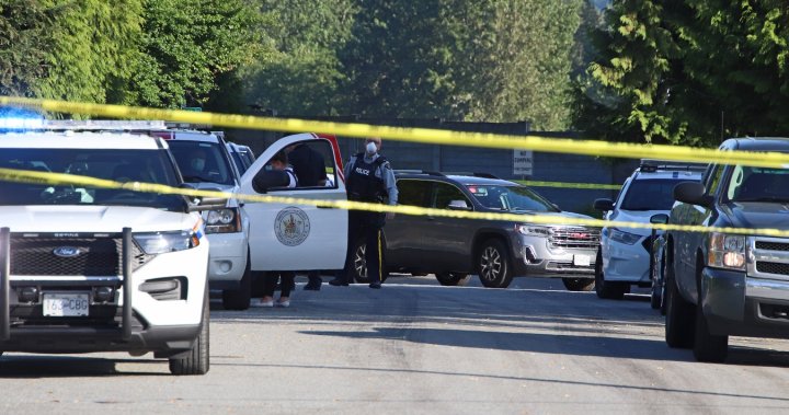 Man shot in vehicle in Coquitlam, young son in back seat unharmed – BC