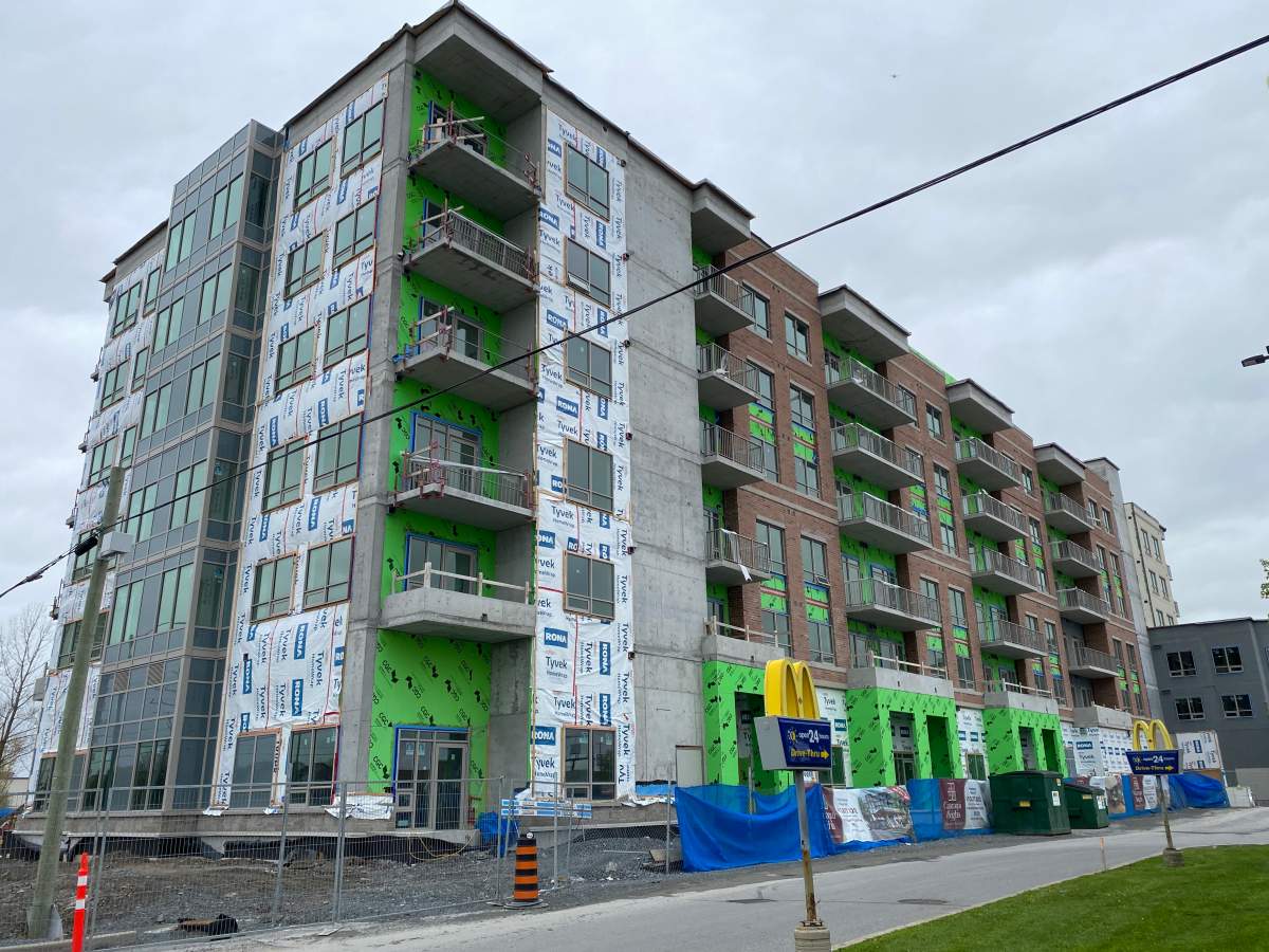 KFL&A Public Health is asking all local construction workers to get routinely tested for COVID-19 after an outbreak at a Kingston site last week.