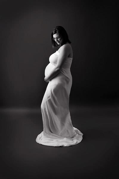 Danyelle Kaluski, pregnant with her daughter Emelina