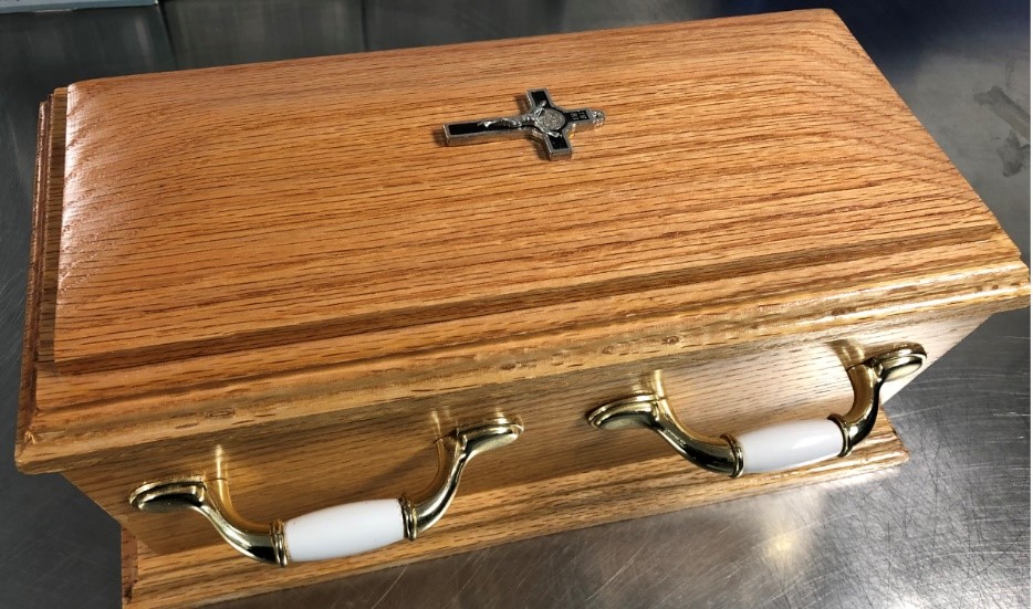 Winnipeg police want to return this urn to its owner.