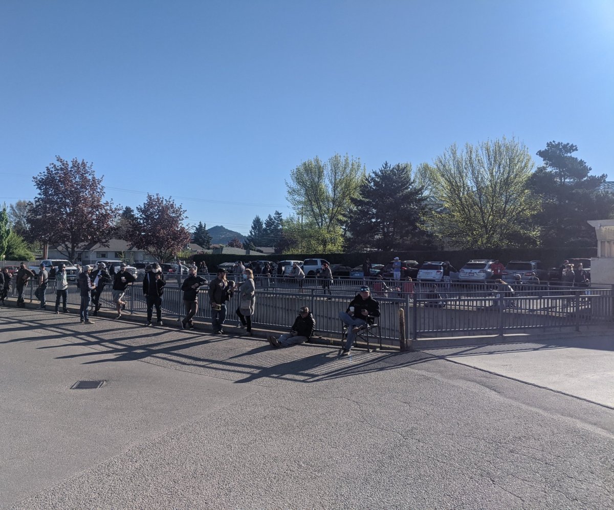 The lineup outside the drop-in COVID-19 vaccine clinic at Lakeside Medicine Centre Pharmacy on Sunday, May 2, 2021. 
