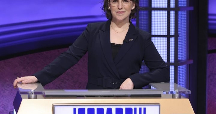 ‘Jeopardy!’: Mayim Bialik et Ken Jennings continueront d’être les hôtes – National