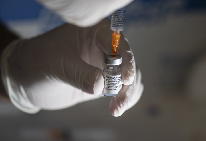 COVID-19: N.B. reports 1 new case, another record-breaking vaccination ...