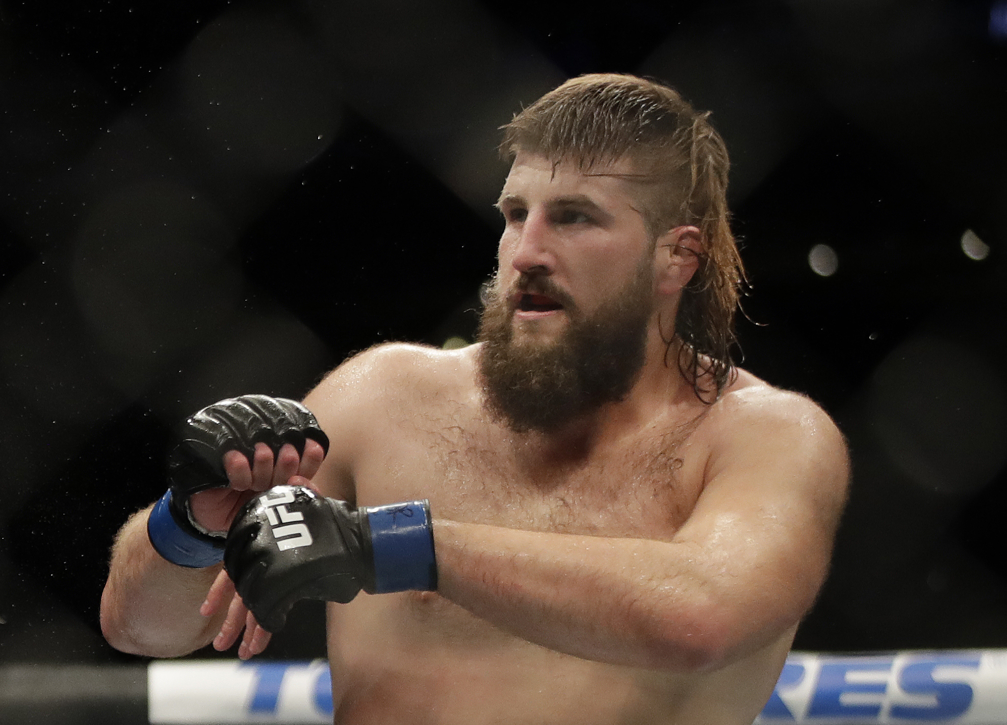 Alberta heavyweight Tanner Boser bounces back with UFC win over